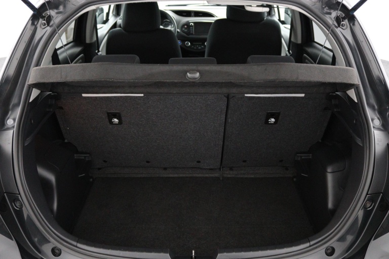 Toyota Yaris - 1.5 Hybrid Dynamic 22