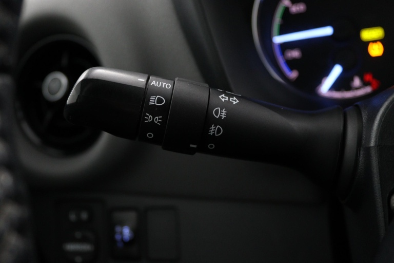 Toyota Yaris - 1.5 Hybrid Dynamic 30