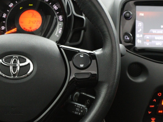 Toyota Aygo - 1.0 VVT-i x-joy cabrio