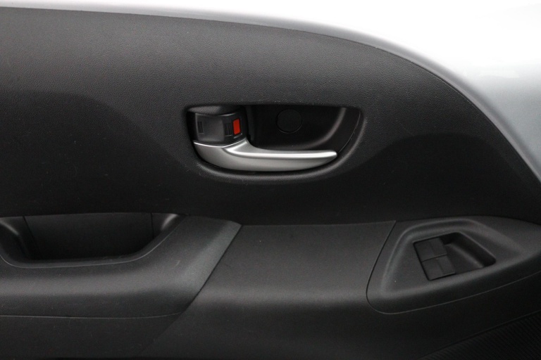 Toyota Aygo - 1.0 VVT-i x-joy cabrio 27