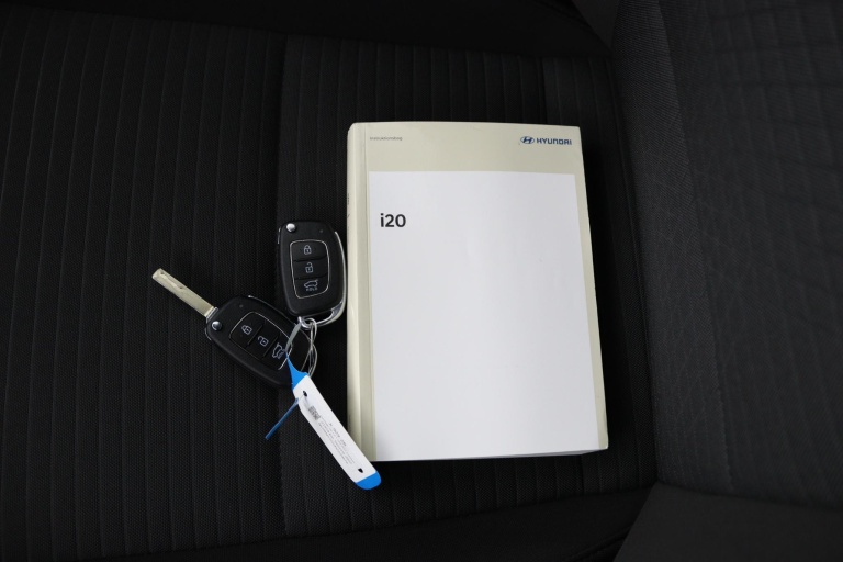 Hyundai i20 - 1.0 T-GDI Comfort Smart 9