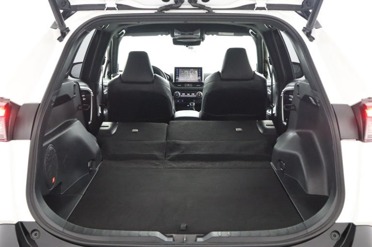 Toyota RAV4 - 2.5 Hybrid Bi-Tone 26