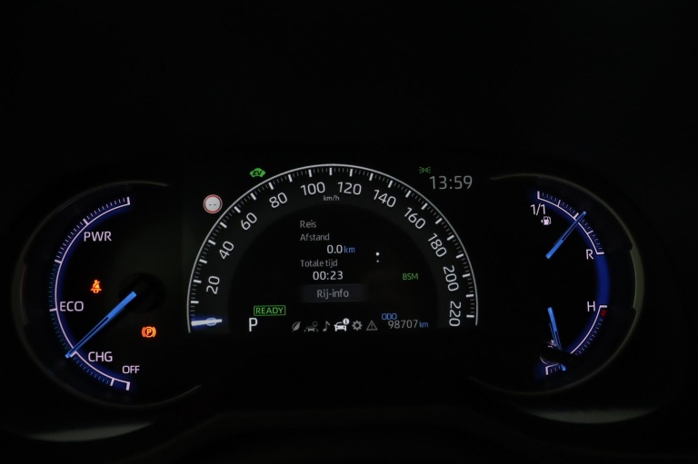 Toyota RAV4 - 2.5 Hybrid Bi-Tone 55