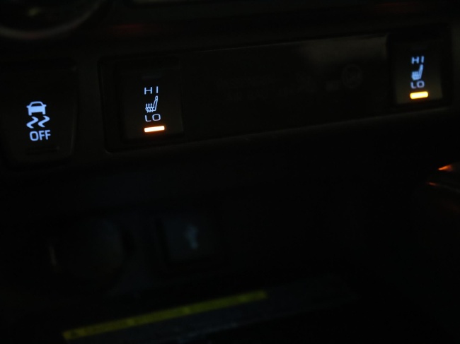 Toyota RAV4 - 2.5 Hybrid Bi-Tone