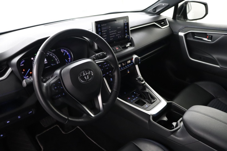 Toyota RAV4 - 2.5 Hybrid Bi-Tone 66