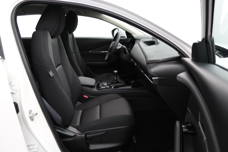 Mazda CX-30 - 2.0 e-SkyActiv-G M Hybrid Prime-line 18