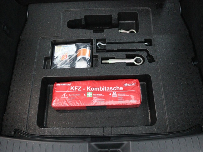 Mazda CX-30 - 2.0 e-SkyActiv-G M Hybrid Prime-line