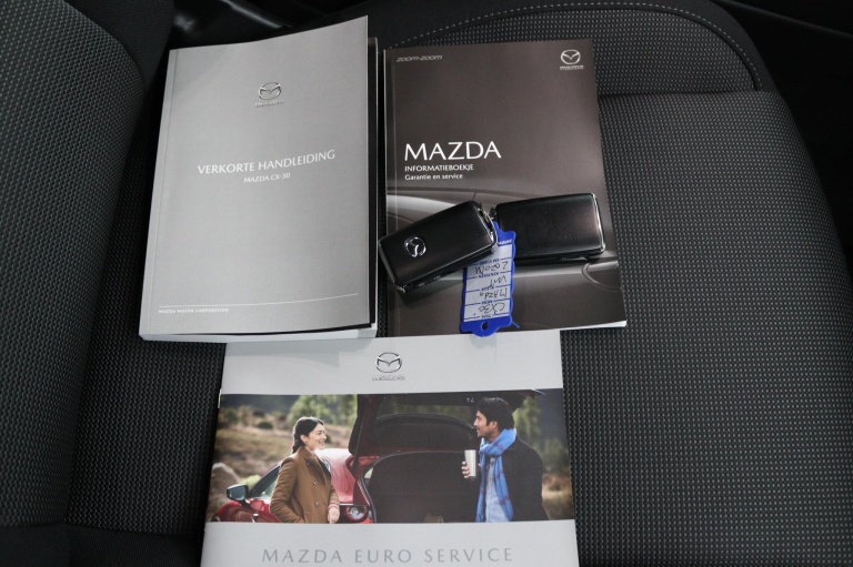 Mazda CX-30 - 2.0 e-SkyActiv-G M Hybrid Prime-line 9