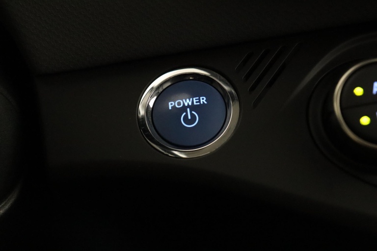 Toyota Yaris - 1.5 Hybrid Dynamic 41