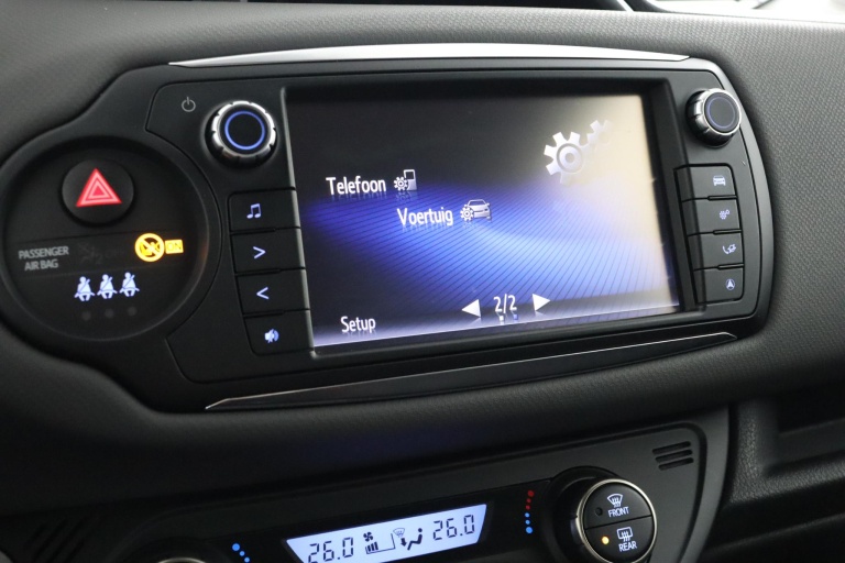 Toyota Yaris - 1.5 Hybrid Dynamic 44