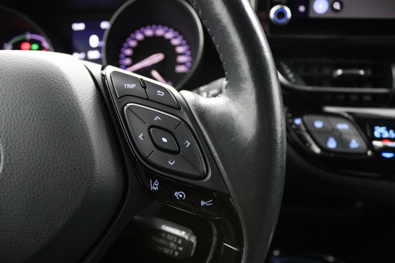 Toyota C-HR - 2.0 Hybrid Style 21
