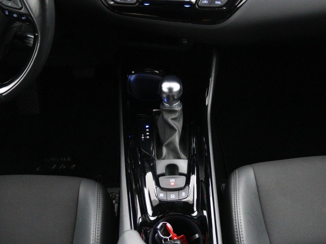 Toyota C-HR - 2.0 Hybrid Style