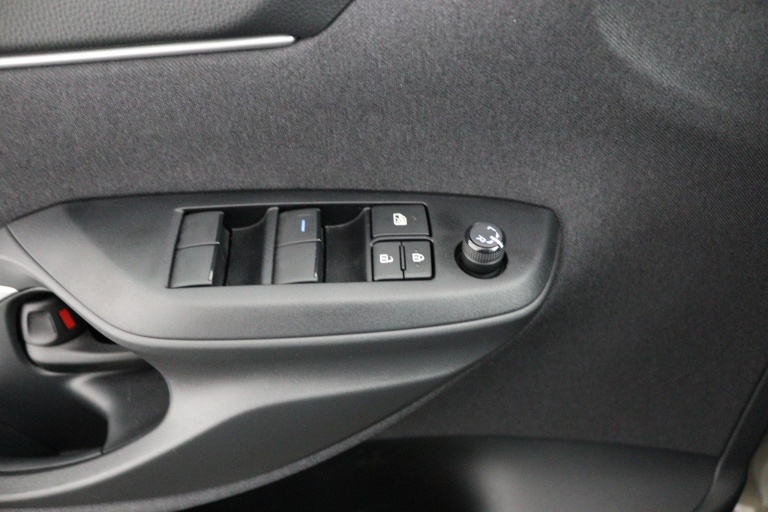 Toyota Yaris Cross - 1.5 Hybrid 27