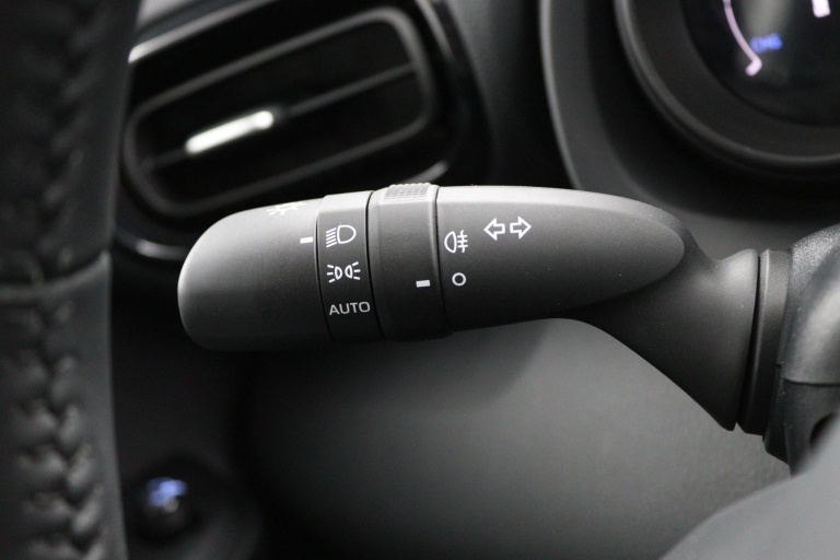 Toyota Yaris Cross - 1.5 Hybrid 29