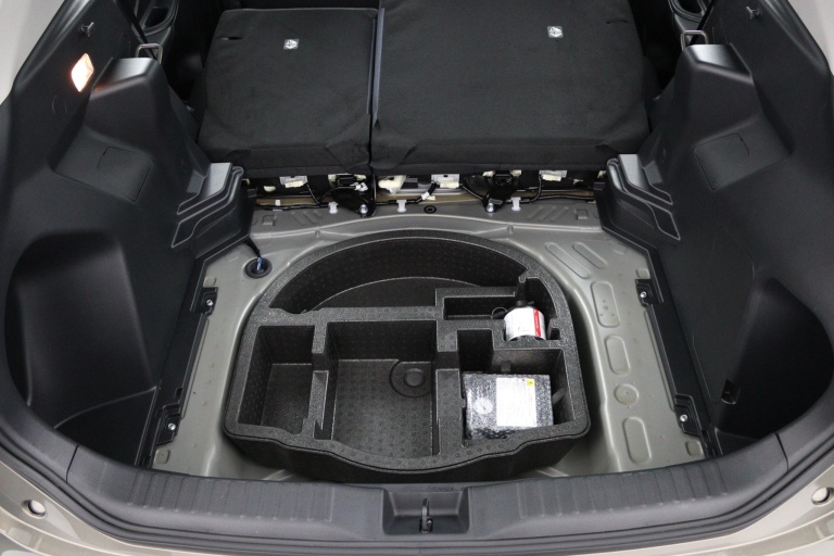 Toyota Yaris Cross - 1.5 Hybrid 32