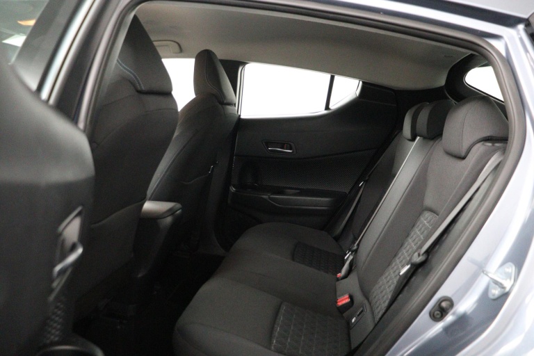 Toyota C-HR - 1.8 Hybrid Dynamic 18