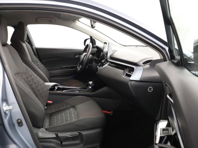 Toyota C-HR - 1.8 Hybrid Dynamic