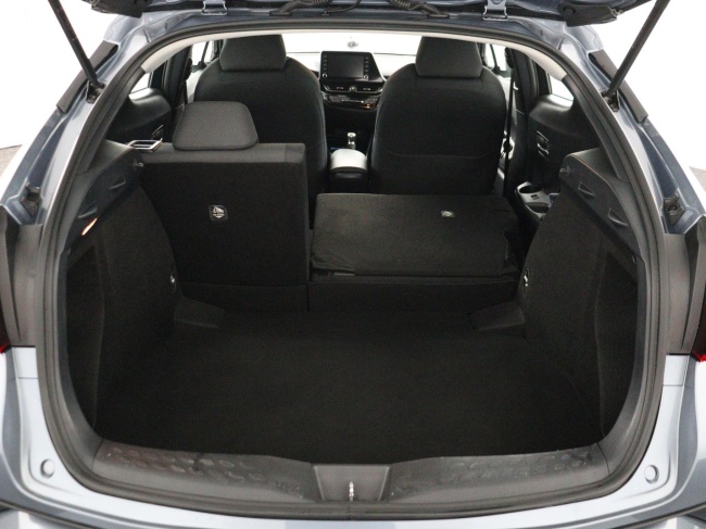 Toyota C-HR - 1.8 Hybrid Dynamic