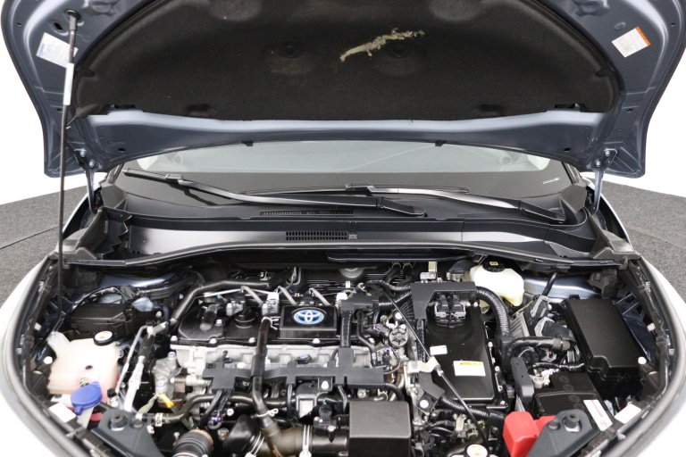 Toyota C-HR - 1.8 Hybrid Dynamic 32