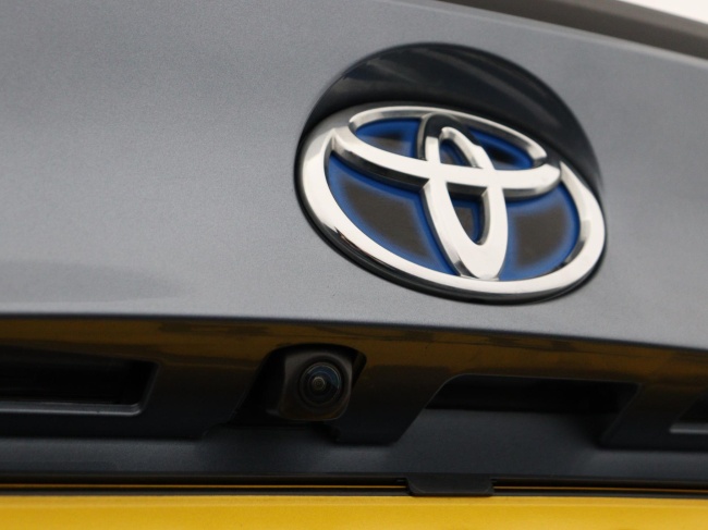 Toyota C-HR - 1.8 Hybrid Dynamic