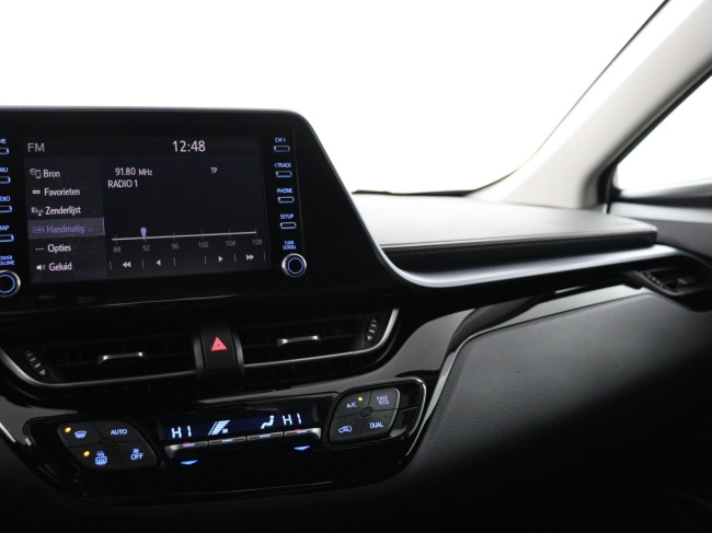 Toyota C-HR - 1.8 Hybrid Dynamic