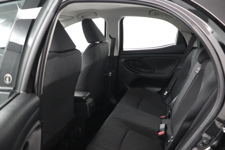 Toyota Yaris - 1.5 Hybrid TeamNL 18