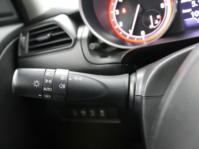 Suzuki Swift - 1.2 Stijl Smart Hybrid