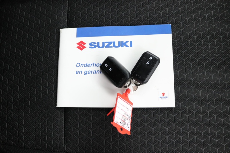 Suzuki Swift - 1.2 Stijl Smart Hybrid 24