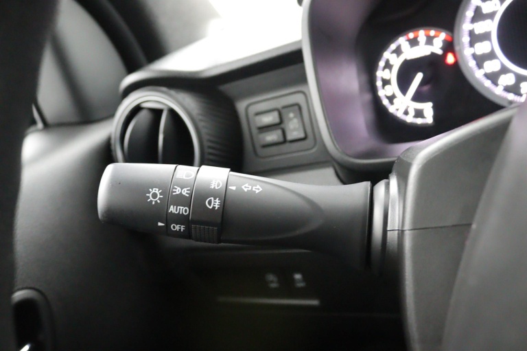 Suzuki Ignis - 1.2 Smart Hybrid Select 20