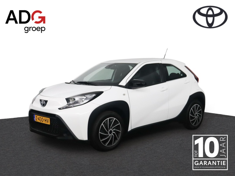 Toyota Aygo X - 1.0 VVT-i MT Play 1