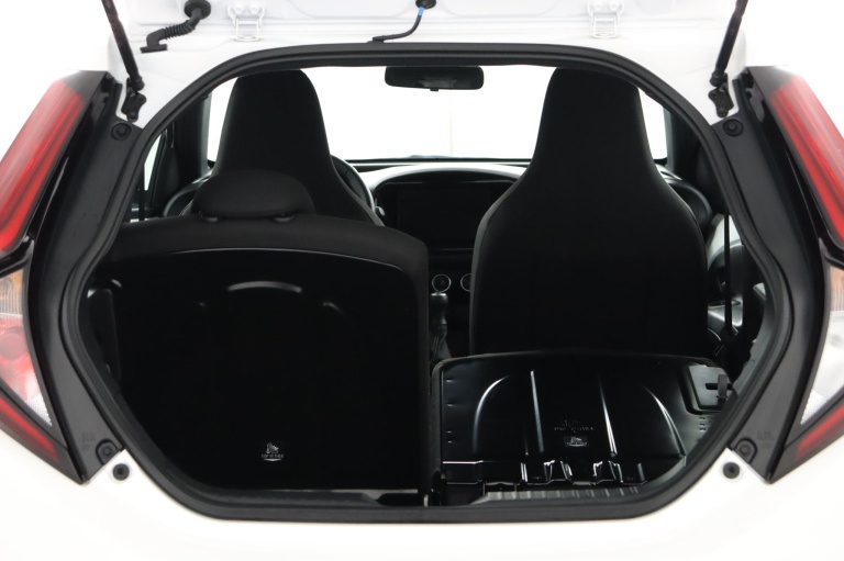 Toyota Aygo X - 1.0 VVT-i MT Play 25