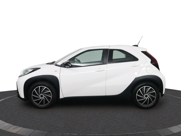 Toyota Aygo X - 1.0 VVT-i MT Play 3
