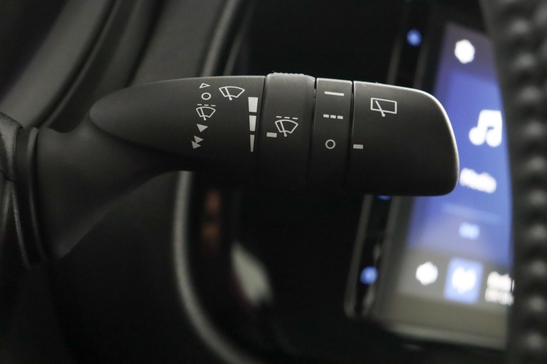 Toyota Aygo X - 1.0 VVT-i MT Play 31