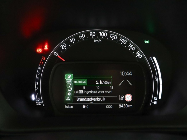 Toyota Aygo X - 1.0 VVT-i MT Play