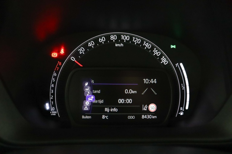 Toyota Aygo X - 1.0 VVT-i MT Play 44