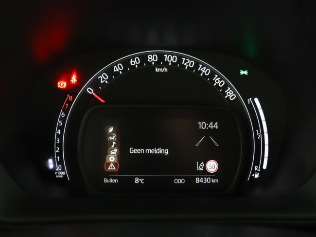 Toyota Aygo X - 1.0 VVT-i MT Play