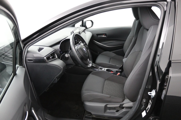 Toyota Corolla Touring Sports - 1.8 Hybrid 17