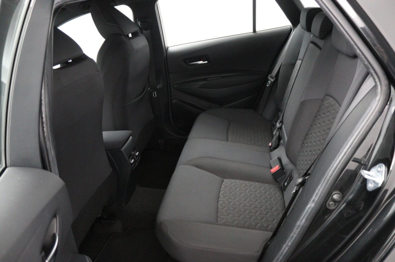 Toyota Corolla Touring Sports - 1.8 Hybrid 18