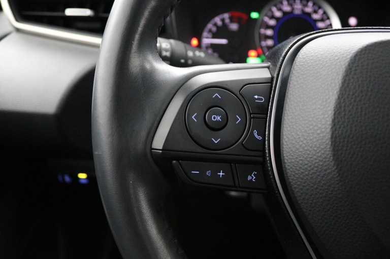 Toyota Corolla Touring Sports - 1.8 Hybrid 19