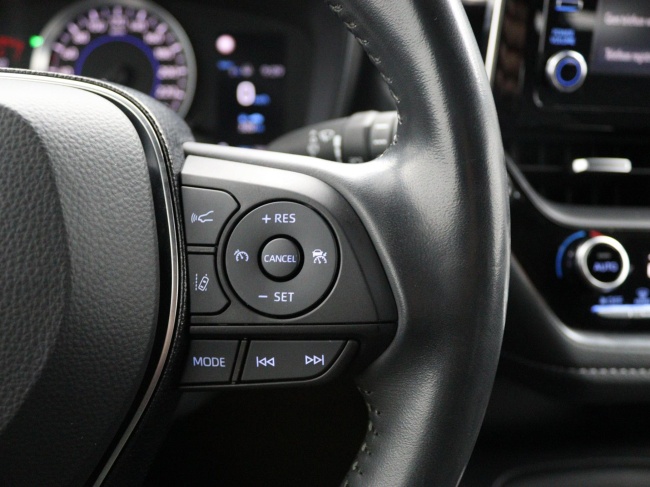 Toyota Corolla Touring Sports - 1.8 Hybrid