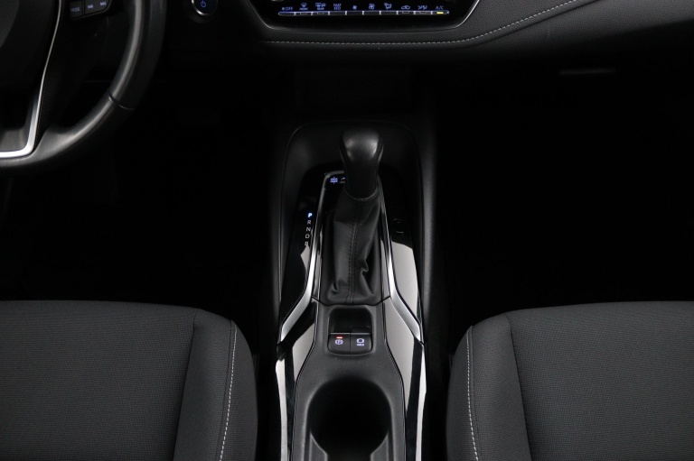 Toyota Corolla Touring Sports - 1.8 Hybrid 26