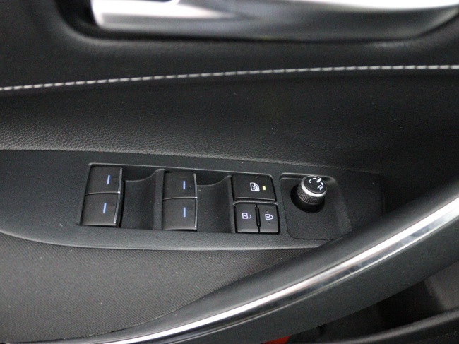 Toyota Corolla Touring Sports - 1.8 Hybrid