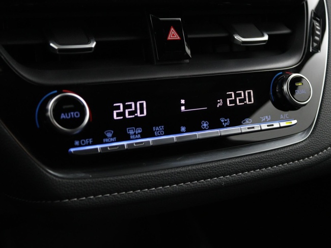 Toyota Corolla Touring Sports - 1.8 Hybrid