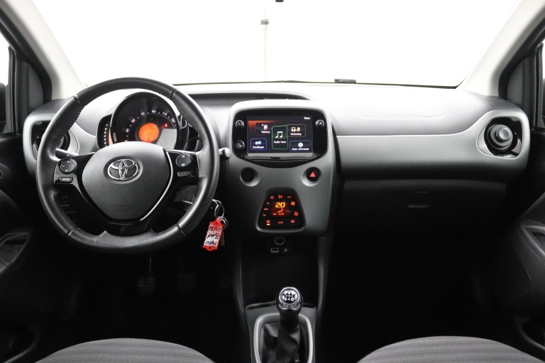 Toyota Aygo - 1.0 VVT-i x-joy 11