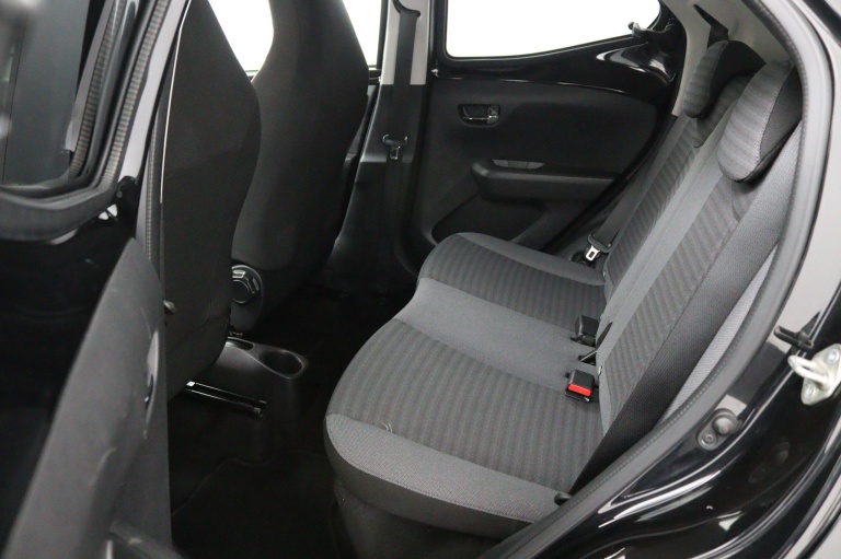 Toyota Aygo - 1.0 VVT-i x-joy 12