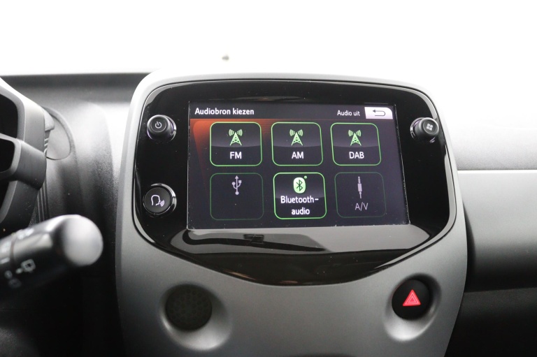 Toyota Aygo - 1.0 VVT-i x-joy 13