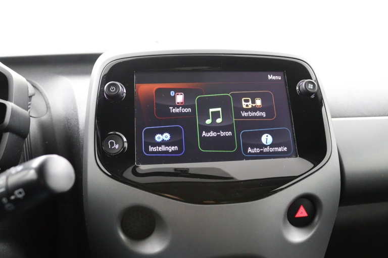 Toyota Aygo - 1.0 VVT-i x-joy 15