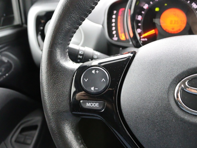 Toyota Aygo - 1.0 VVT-i x-joy