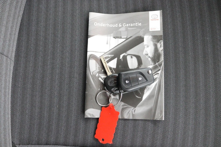 Toyota Aygo - 1.0 VVT-i x-joy 25