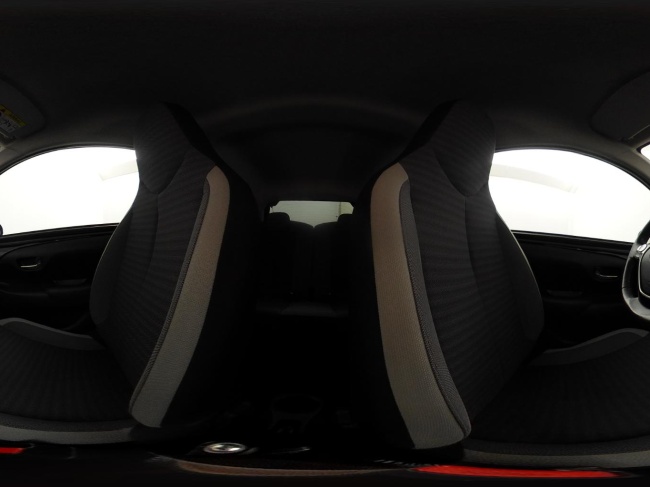 Toyota Aygo - 1.0 VVT-i x-joy